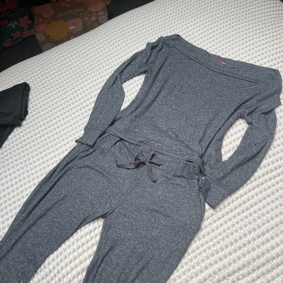 Like New Lounge Set Grey Off Shoulder Tie Pants Fall - Picture 11 of 11